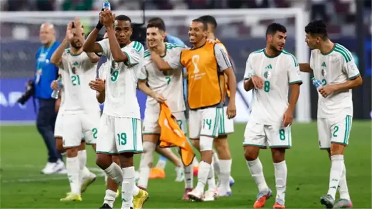 القنوات الناقله لمباراة الجزائر والعراق اليوم في كأس العرب